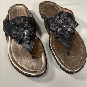ECCO Leather Flower Thong Sandals Black Bronze EU 40 (US 9)